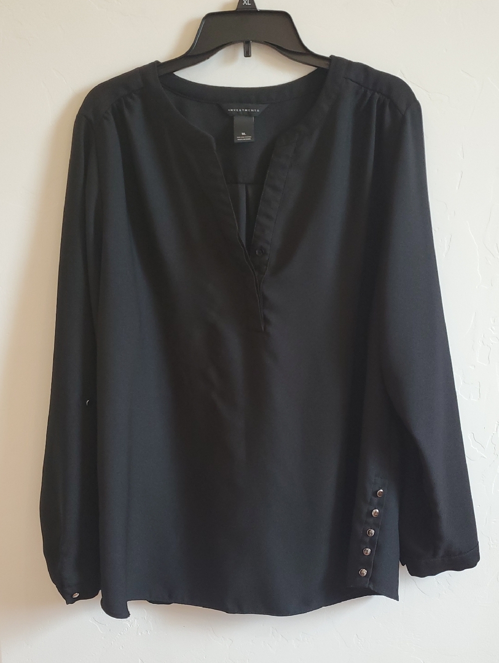 Black Blouse Versatile Sleeves & Neck XL